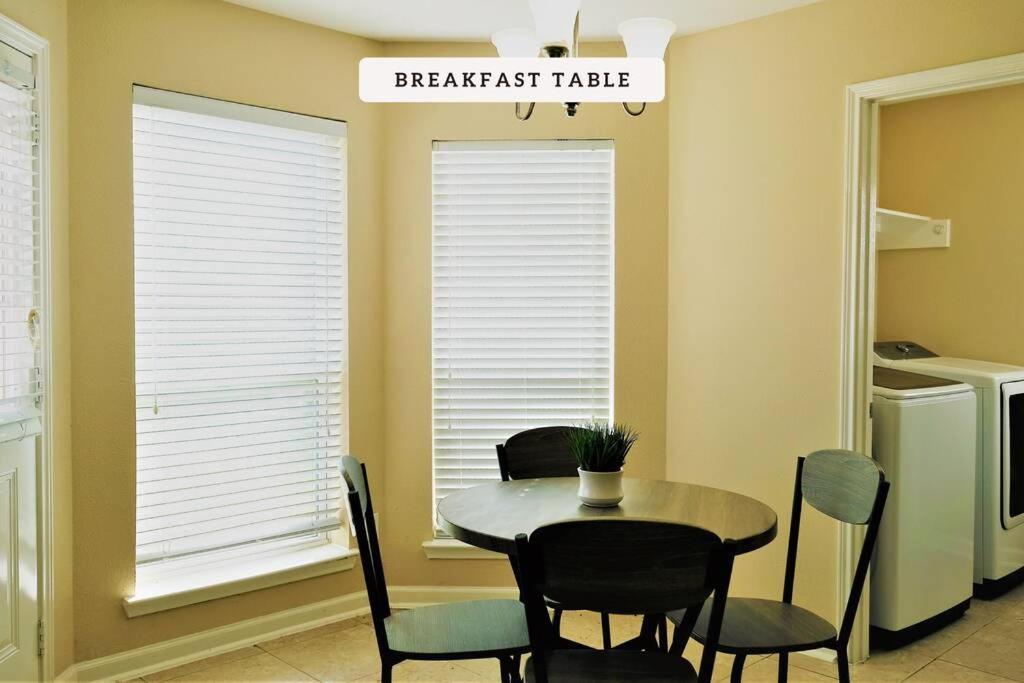Exceptional, 5 Beds, Near Downtown - Bold Ruler Βίλα Stafford Εξωτερικό φωτογραφία